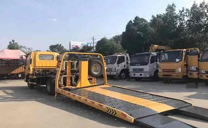 麻江汽车中途维修案例